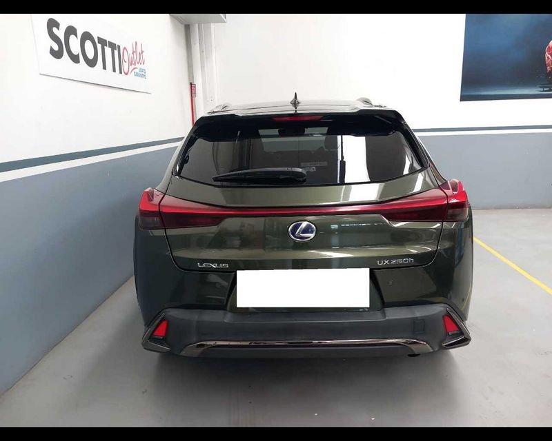 Lexus UX Hybrid 4WD F Sport