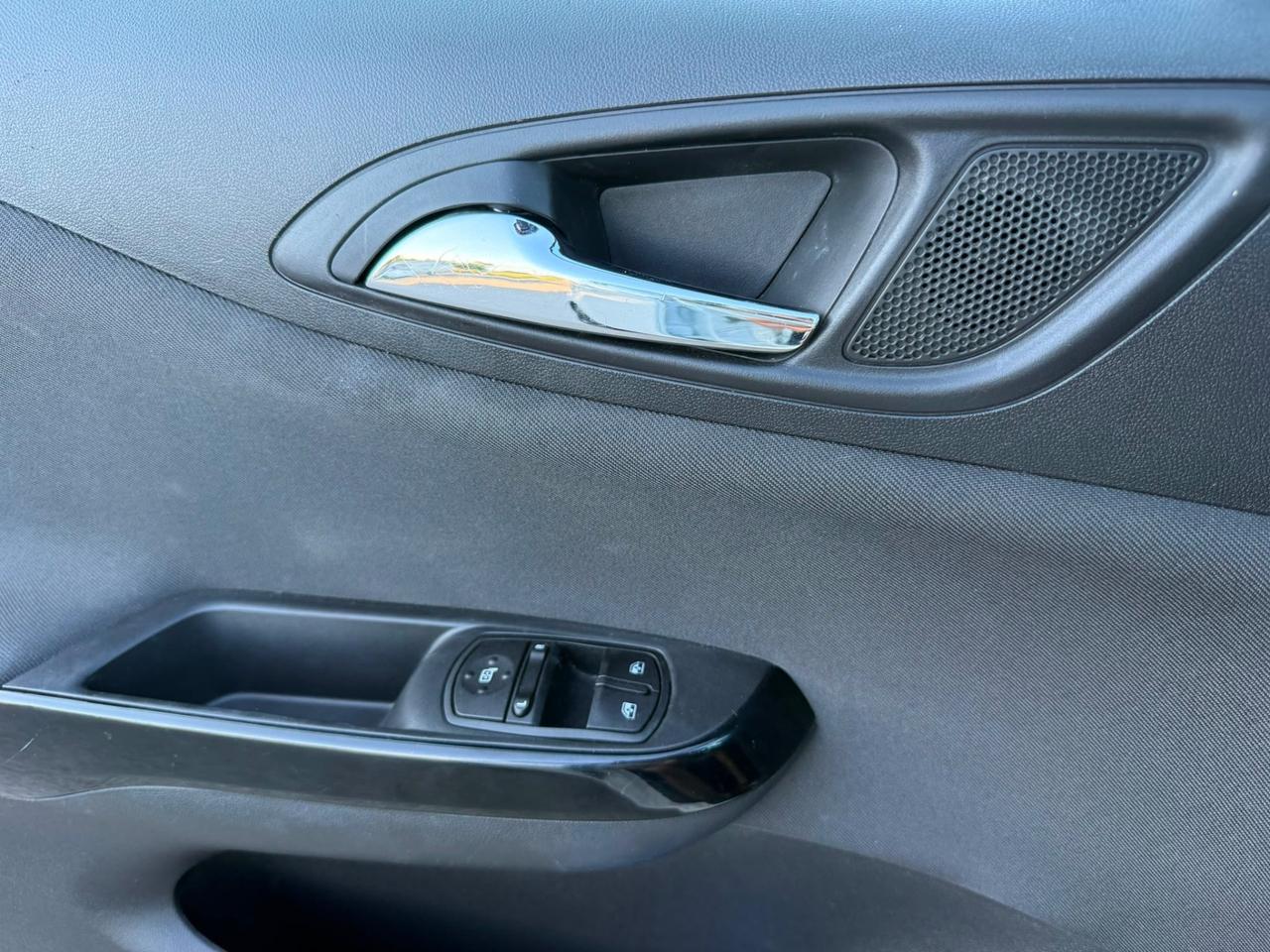 Opel Corsa 1.4 GPL ADATTA A NEOPATENTATI 2019