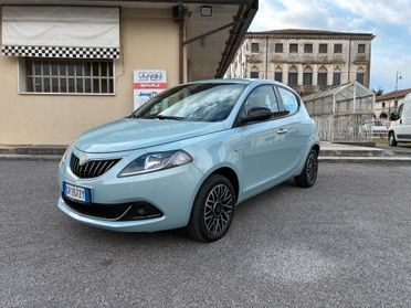 Lancia Ypsilon 1.0 FireFly Hybrid PLATINO