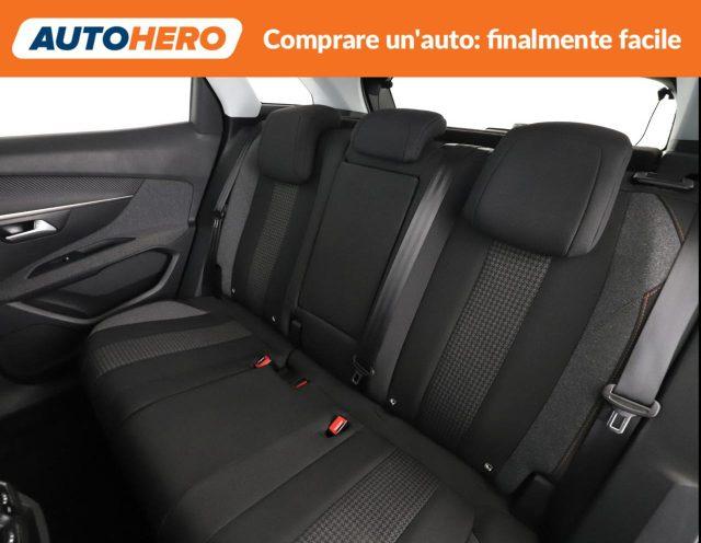 PEUGEOT 3008 BlueHDi 130 S&S Active