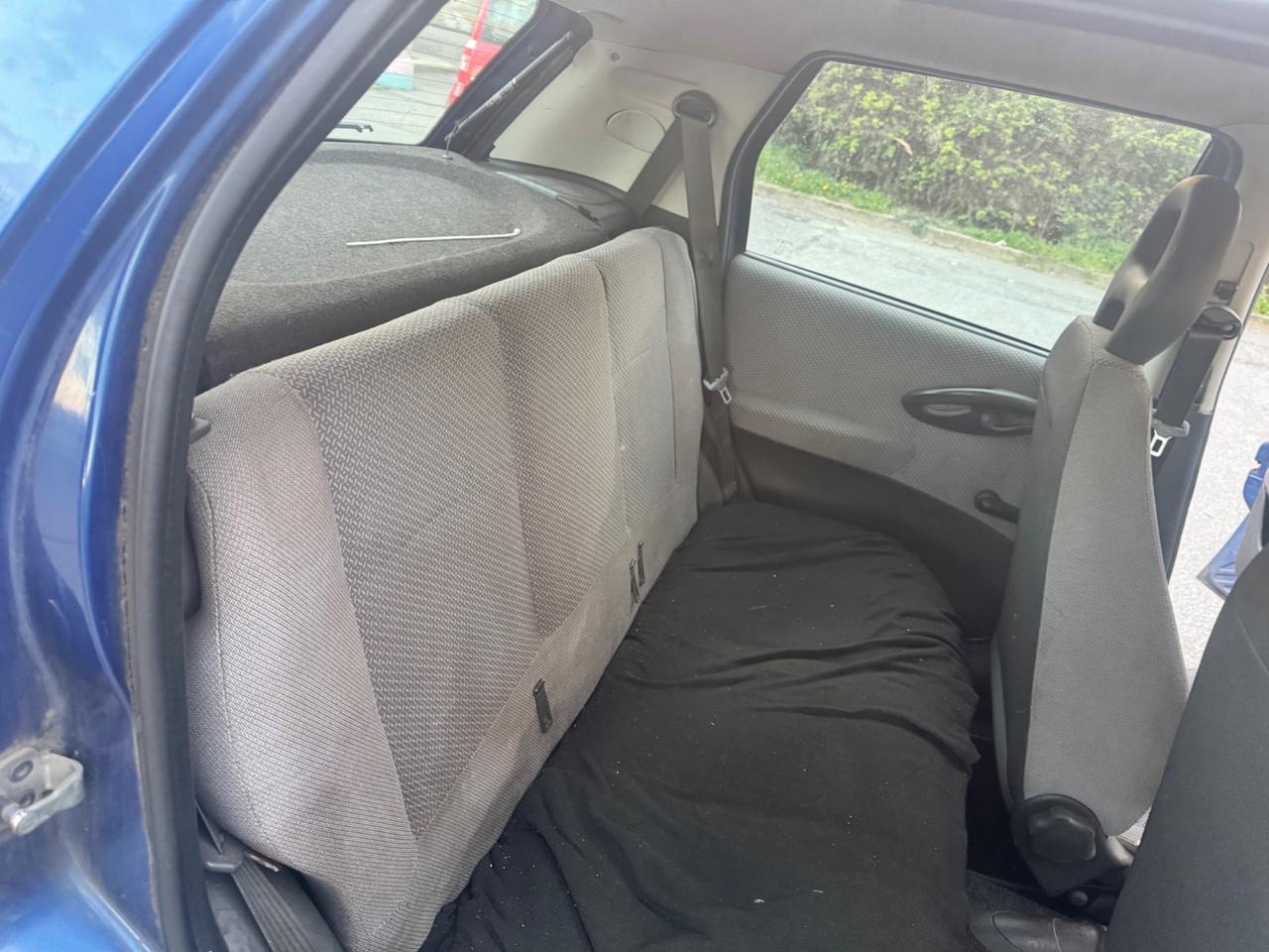 Fiat Punto 1.2i cat 5 porte (SU APPUNTAMENTO)