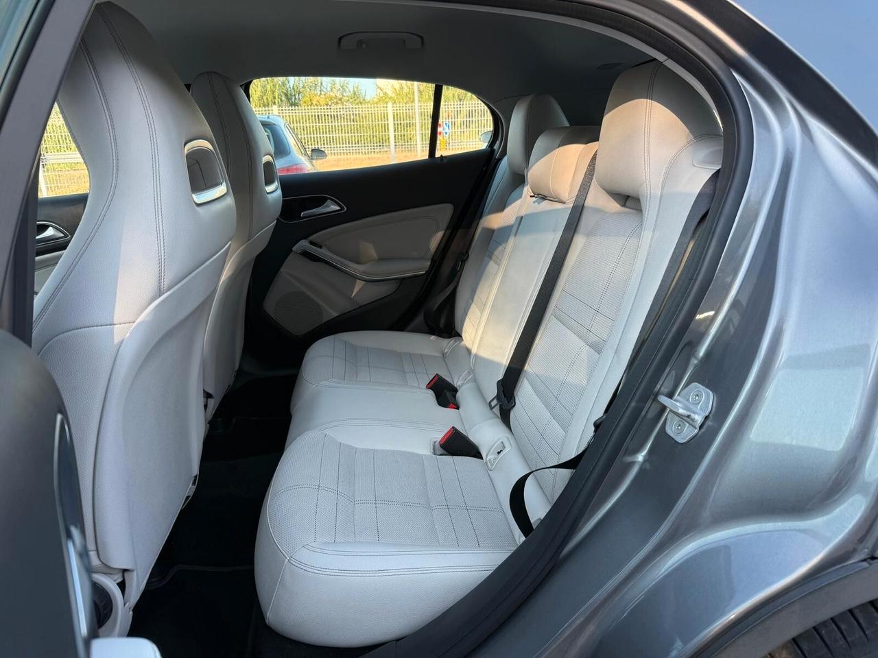 Mercedes-benz GLA 200 GLA 200 d Automatic 4Matic Sport