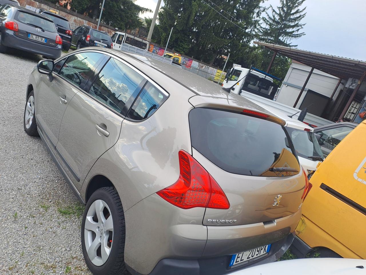 Peugeot 3008 1.6 THP 156CV Active