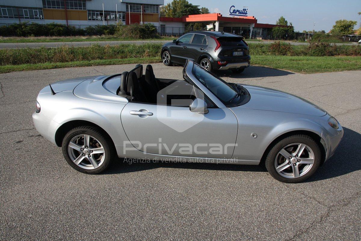 MAZDA MX-5 Roadster Coupé 1.8L Fire