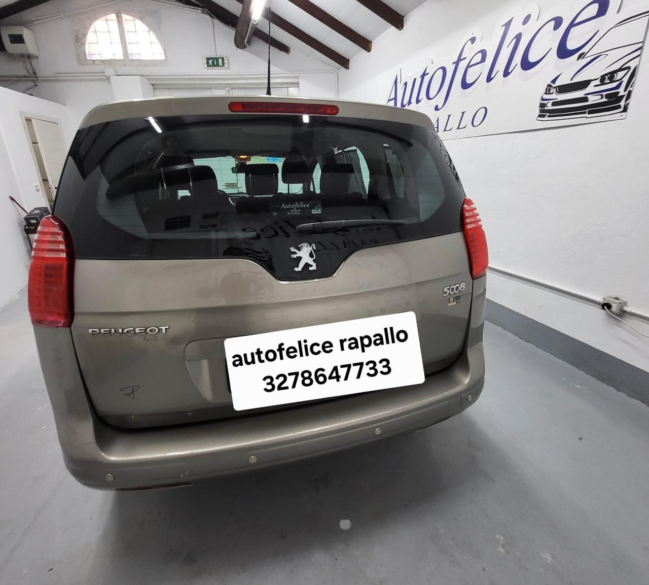 Peugeot 5008 1.6 HDi 112CV Business