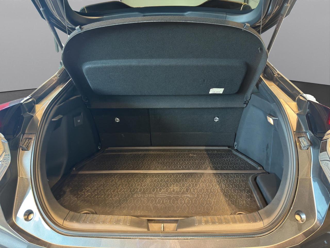 Toyota C-HR 2.0 phev Trend eco fwd e-cvt