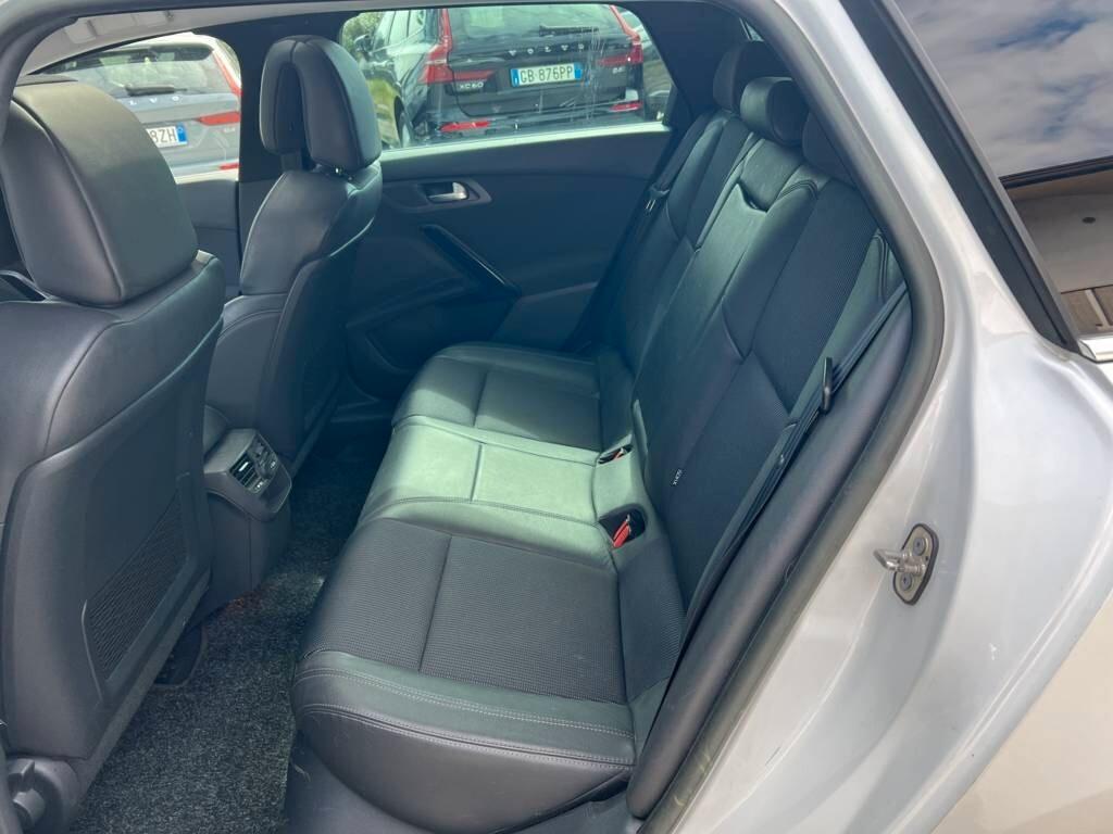 Peugeot 508 BlueHDi 180 EAT6 S&S SW Allure