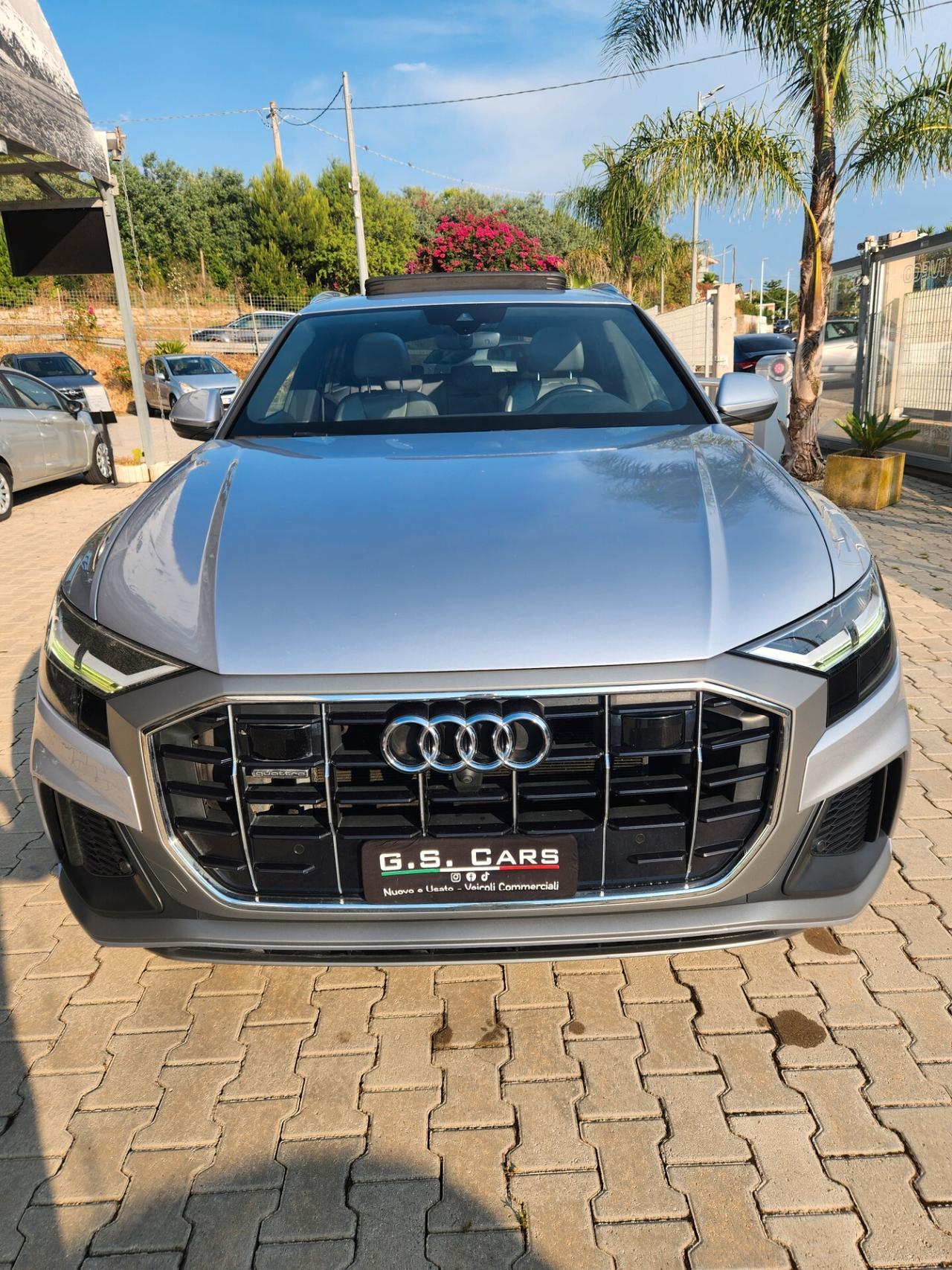 Audi A8 3.0 SLINE