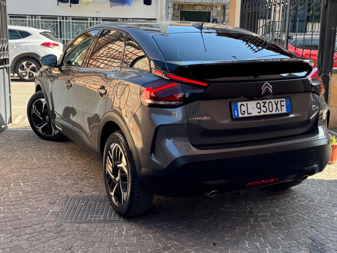 Citroen C4 PureTech 130 S&S EAT8 Shine