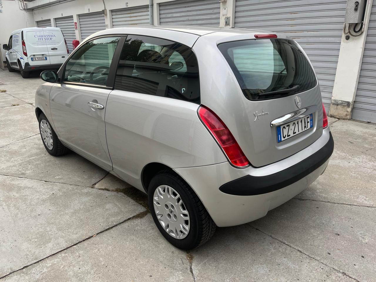 Lancia Ypsilon 1.2 Benzina