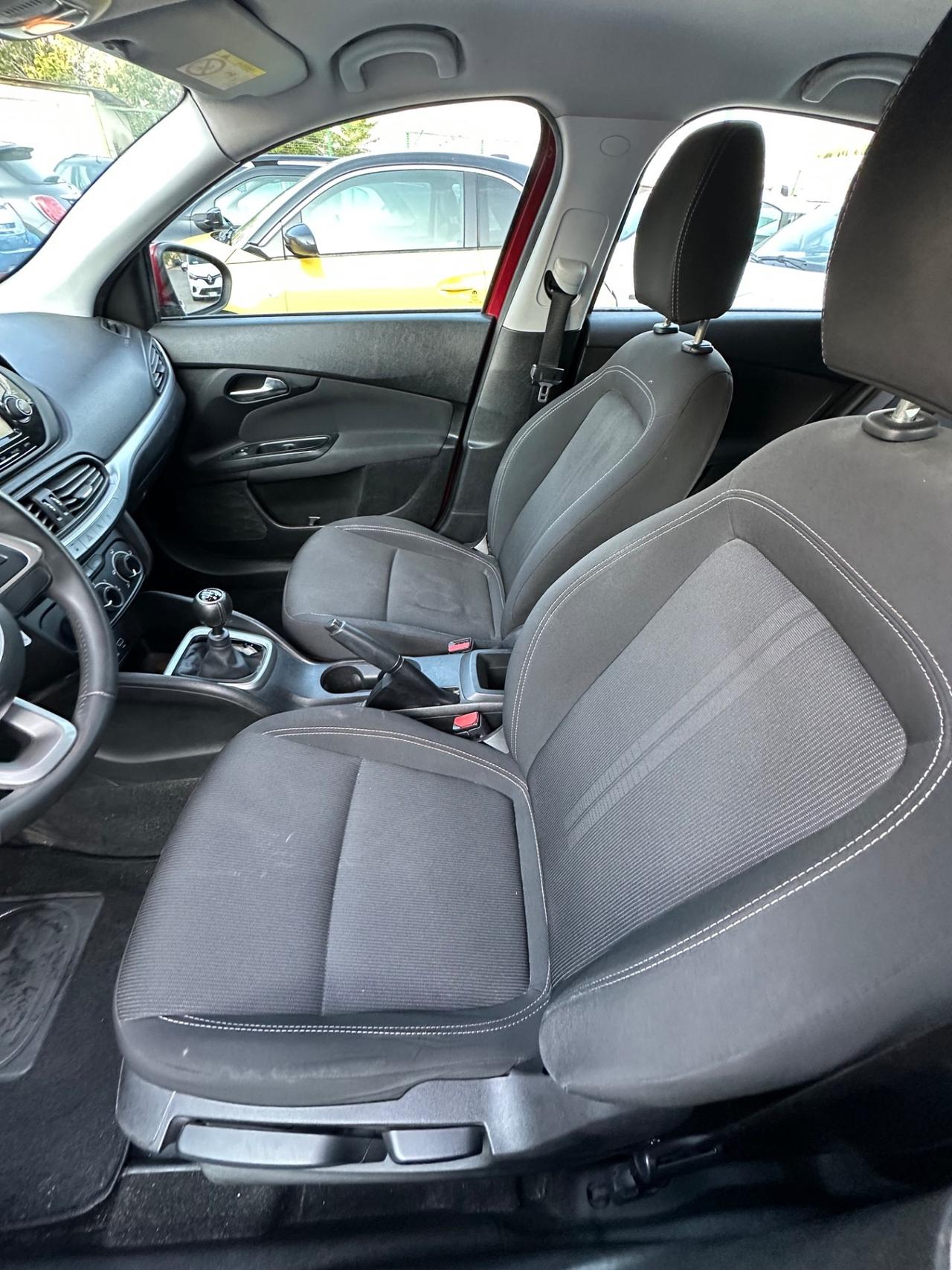 Fiat Tipo 1.6 Mjt S&S 5 porte Easy