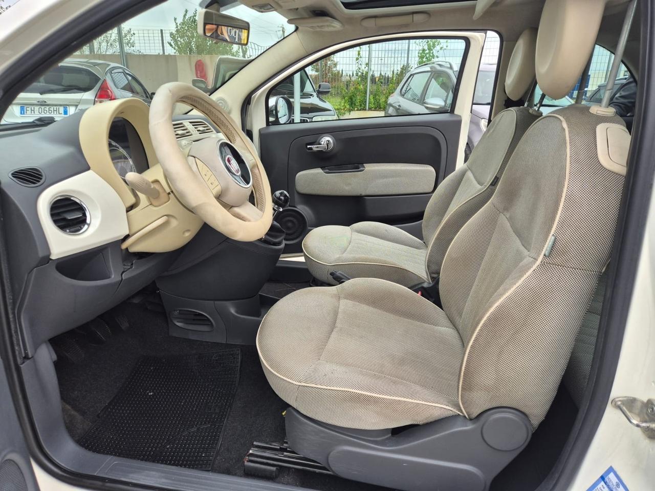 Fiat 500 1.2 Lounge 2.900€ compreso passaggio di proprietà