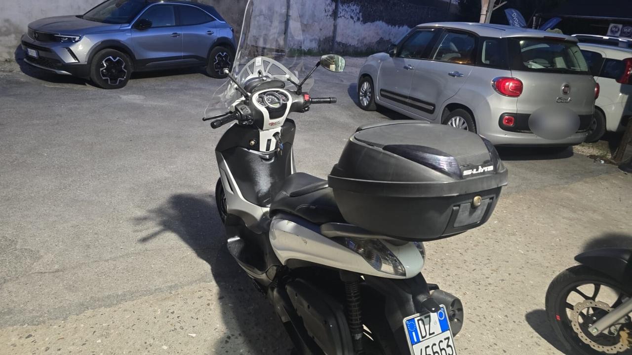 PIAGGIO BEVERLY 350 DEL 2013 USATO