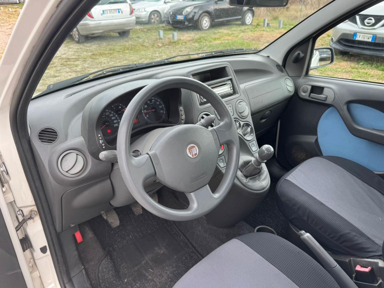 Fiat Panda 1.2 Dynamic SOLAMENTE 84.000 KM