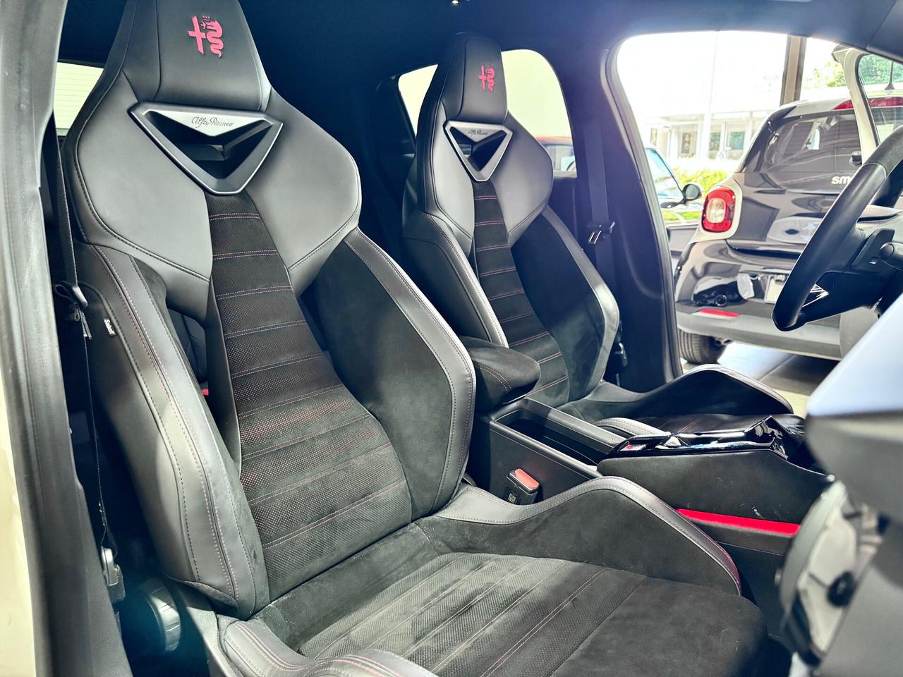 Alfa Romeo Junior 1.2 136 CV Hybrid eDCT6 Speciale