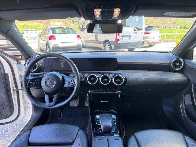 MERCEDES-BENZ A 180 d Automatica PREMIUM SPORT, TELECAMERA OK NEOPATEN