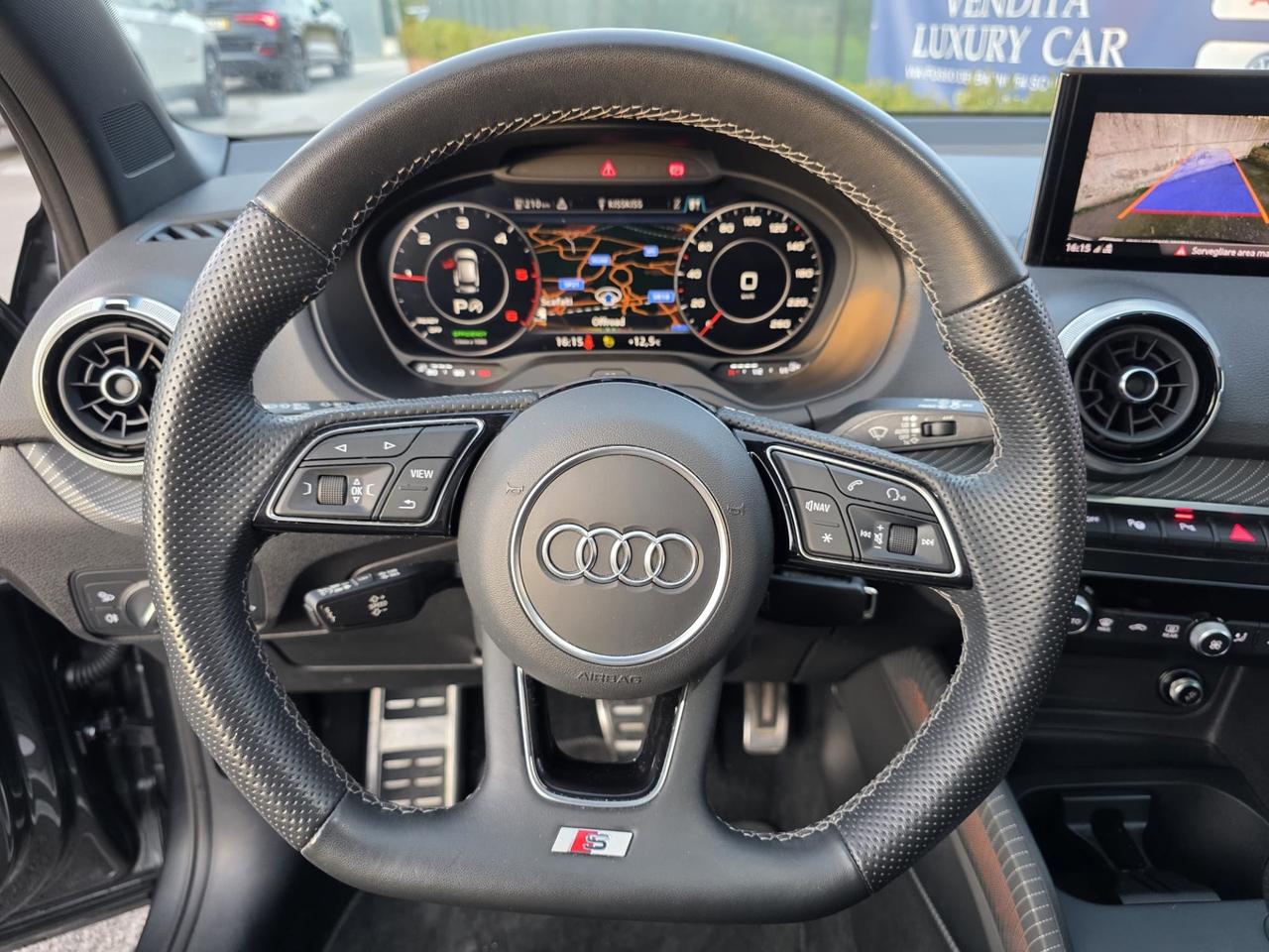 AUDI Q2 3X S-LINE BLACK EDITION
