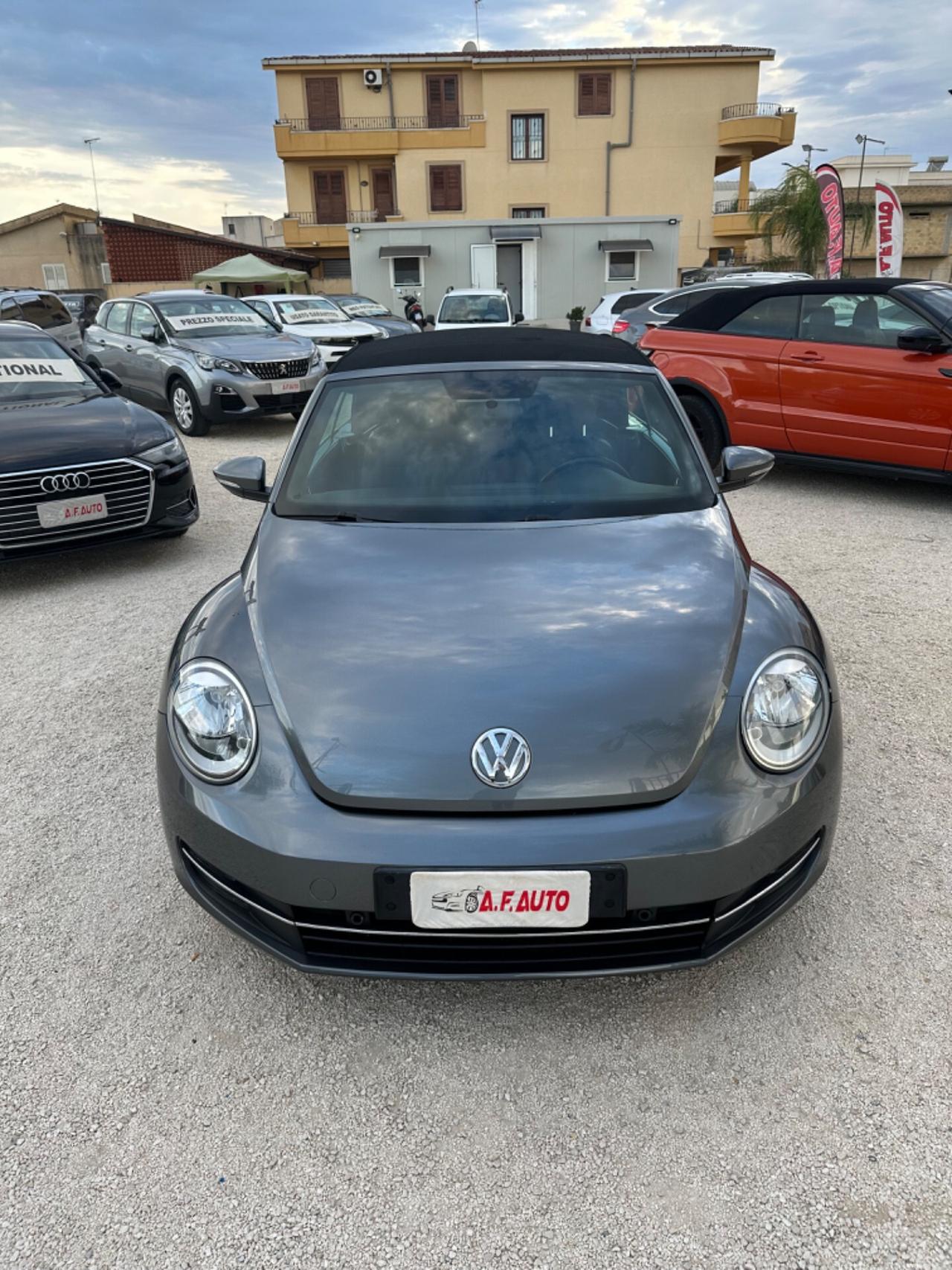 Volkswagen Maggiolino Cabrio 1.6 TDI Design