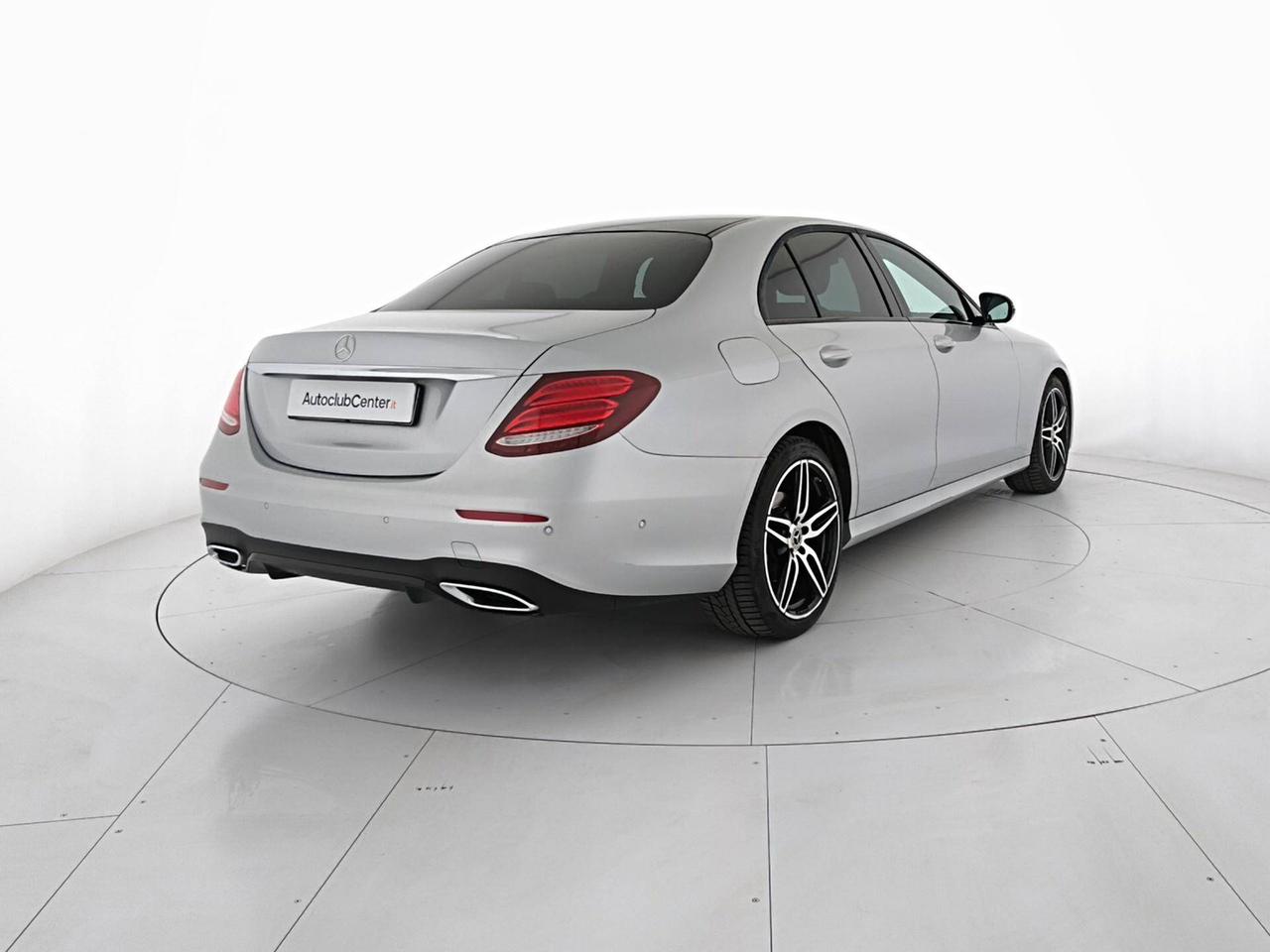 Mercedes Classe E E 220d Berlina Premium 4matic