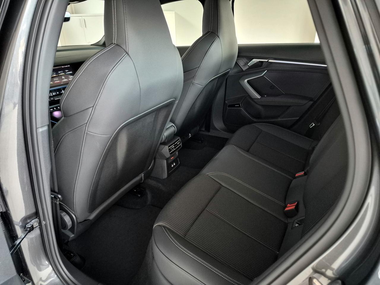 Audi A3 SPORTBACK TFSI MHEV S LINE EDITION S-TRONIC MATRIX SONOS TETTO CARPLAY 360° ACC AUTO UFFICALE AUDI 1 PROPRIETARIO