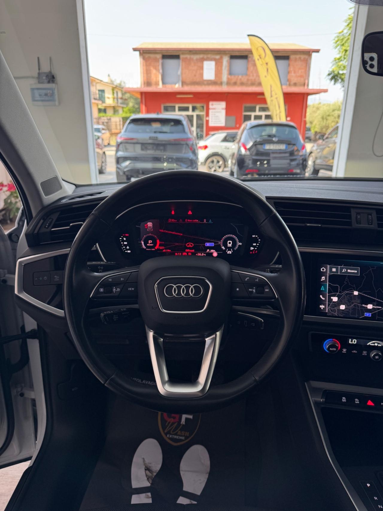 Audi Q3 35 TDI S tronic Business Advanced