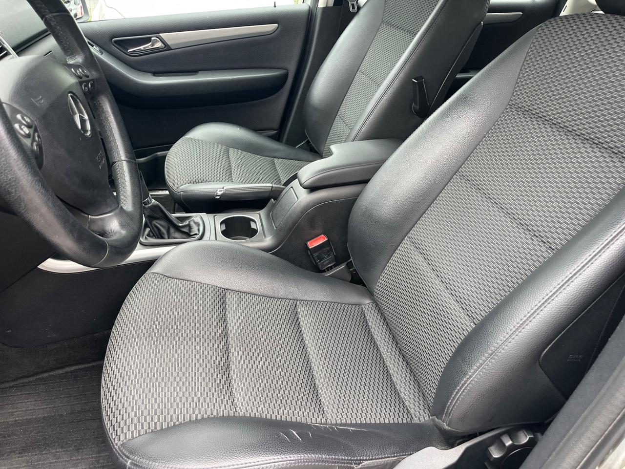 Mercedes-benz A 160 1.5benzina/95CV/neopatentati/Euro5/unico proprietario/5Porte e 5Posti