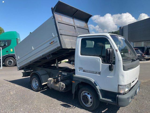 NISSAN Cabstar 120.35 3.0 Tdi PC-RG Cabinato L