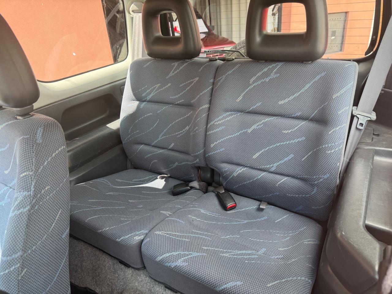Suzuki Jimny 1.3i 16V cat 4WD JLX