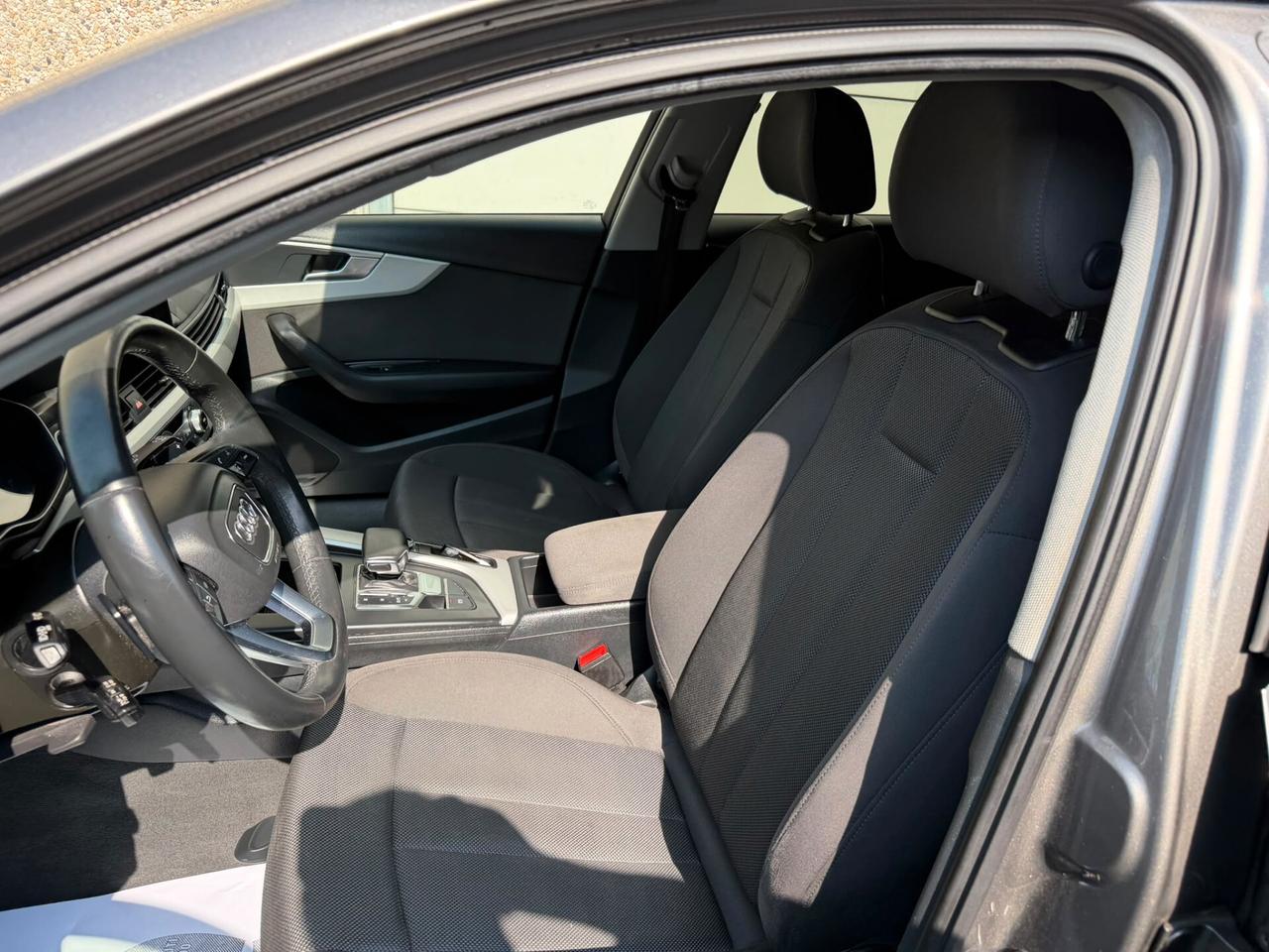 Audi A4 Avant 30 TDI/136 CV S tronic line edition