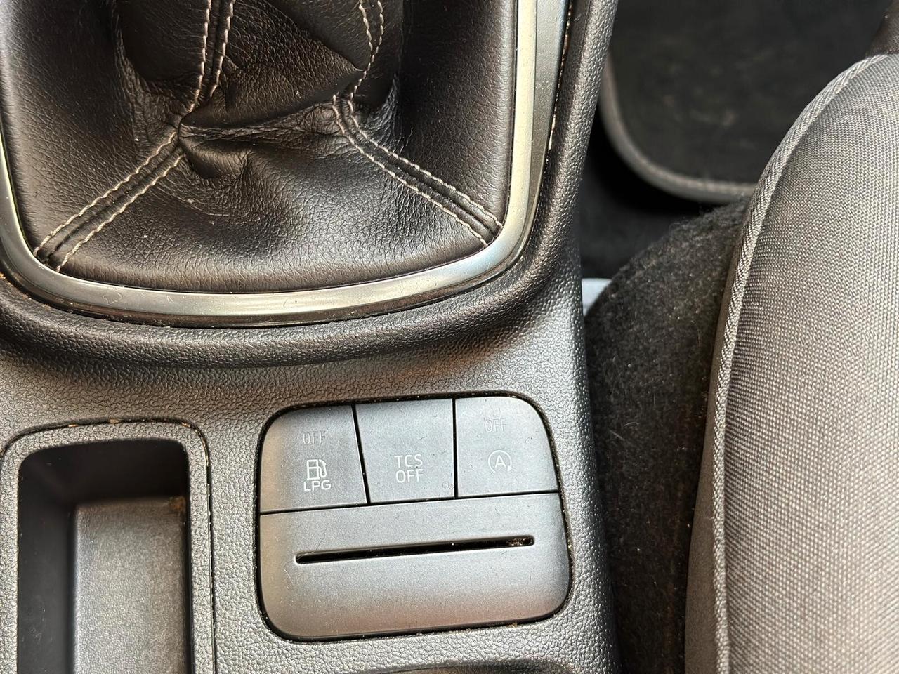 Ford Fiesta 1.1 75 CV GPL 5p. Titanium