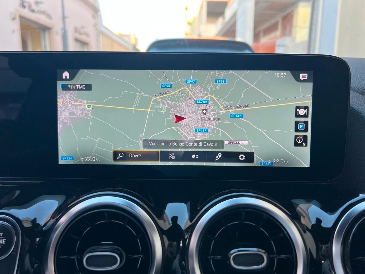 MERCEDES-BENZ GLA 200D PREMIUM 2.0 150CV PELLE NAVI CAM ANNO 2021