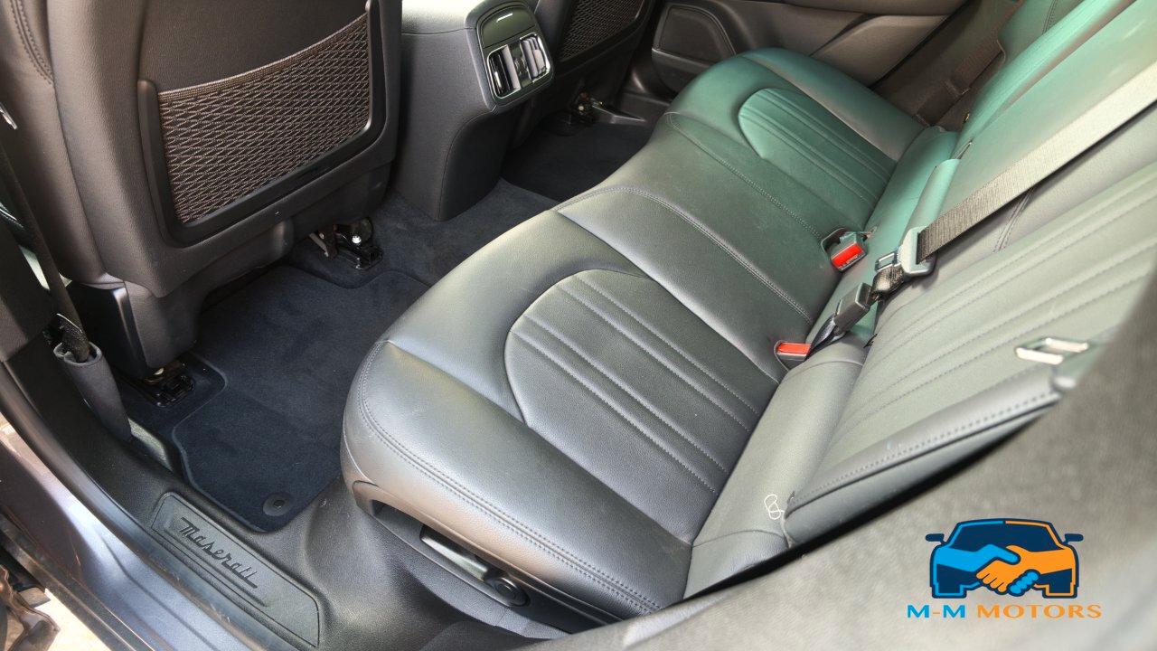 Maserati Levante 3.0 V6 Granlusso 250cv auto