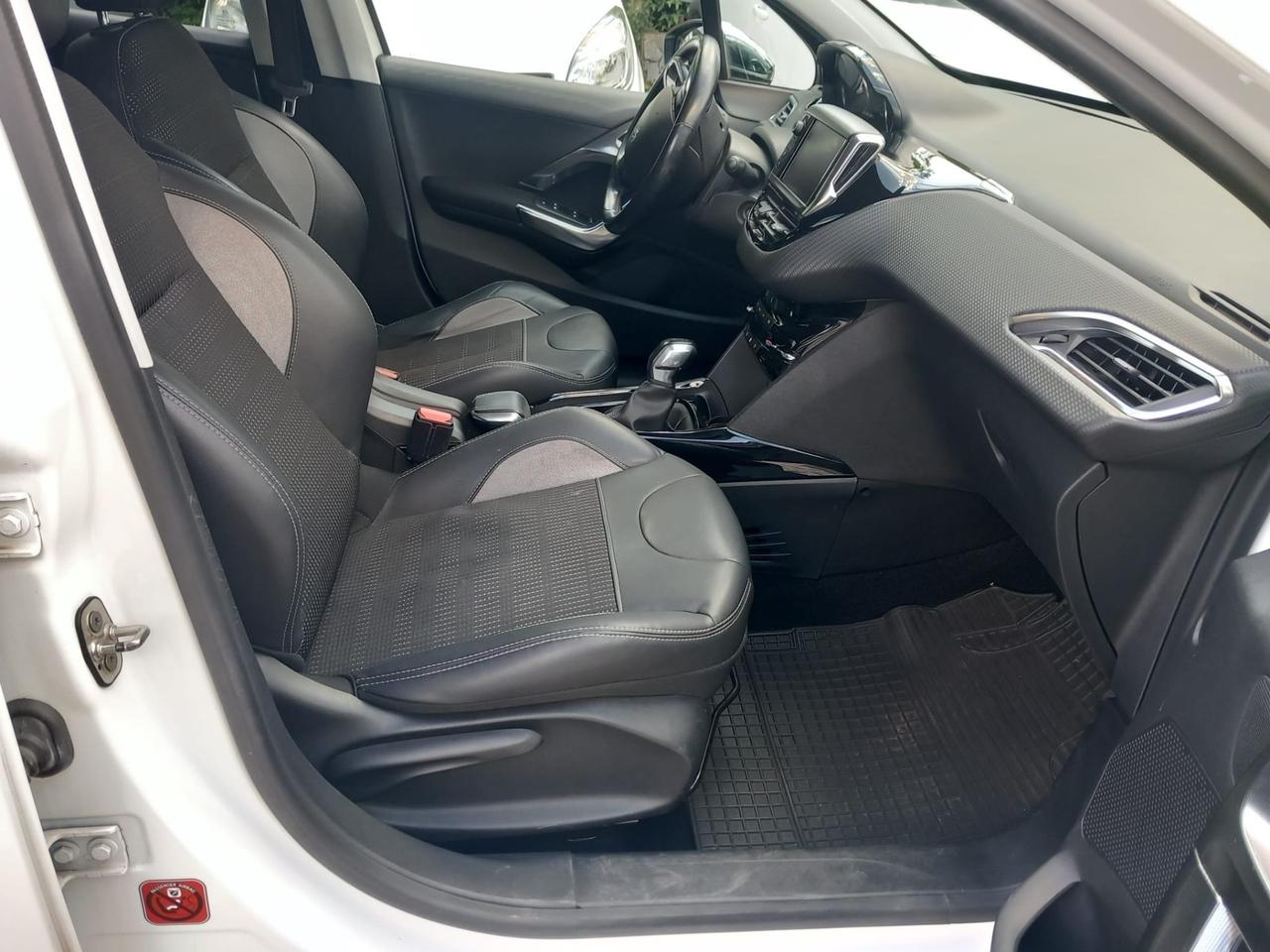 Peugeot 2008 PureTech Turbo 110 S&S Allure