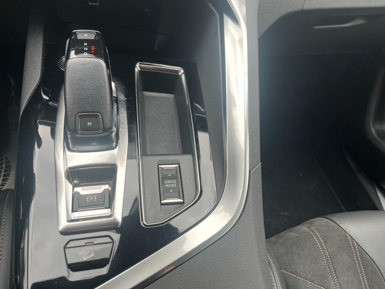 Peugeot 3008 BlueHDi 130 cv EAT8 GT Pack