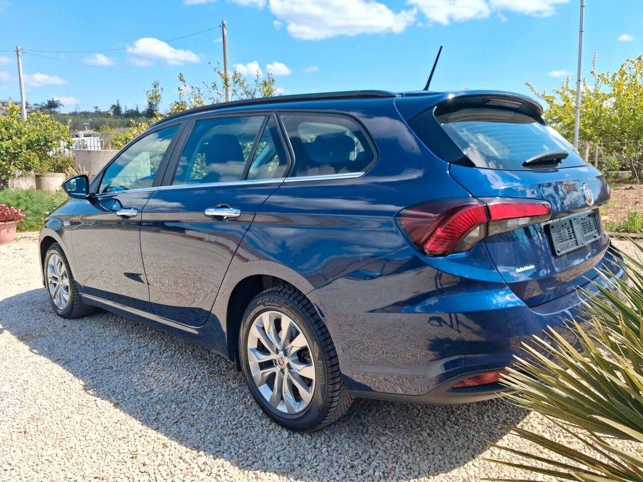 Fiat Tipo sw Lounge 1.6Mjt 120cv anno 2018