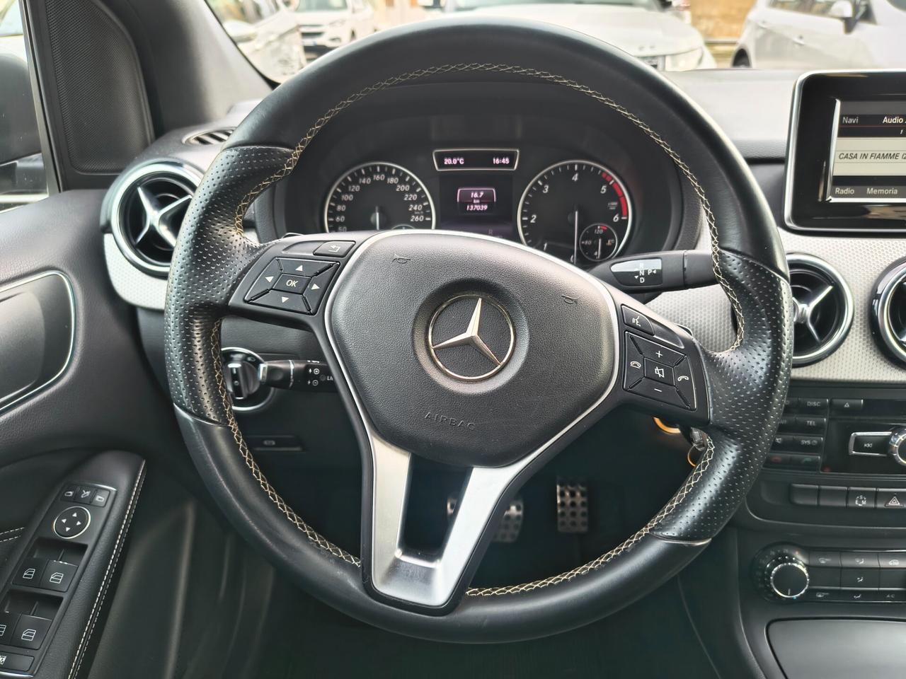 MERCEDES-BENZ CLASSE B 1.5 DIESEL AUTOMATICA PREMIUM 2014