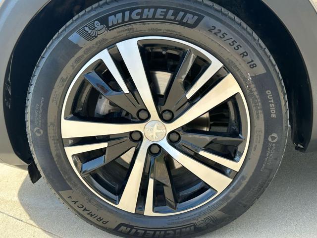 PEUGEOT 3008 BlueHDi 130 S&S EAT8 GT LINE UNIPRO !!