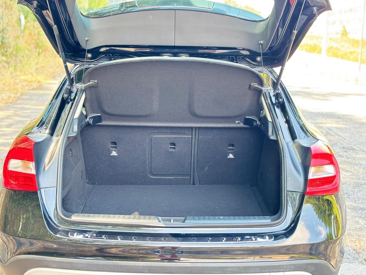 Mercedes-benz GLA 180 d Business
