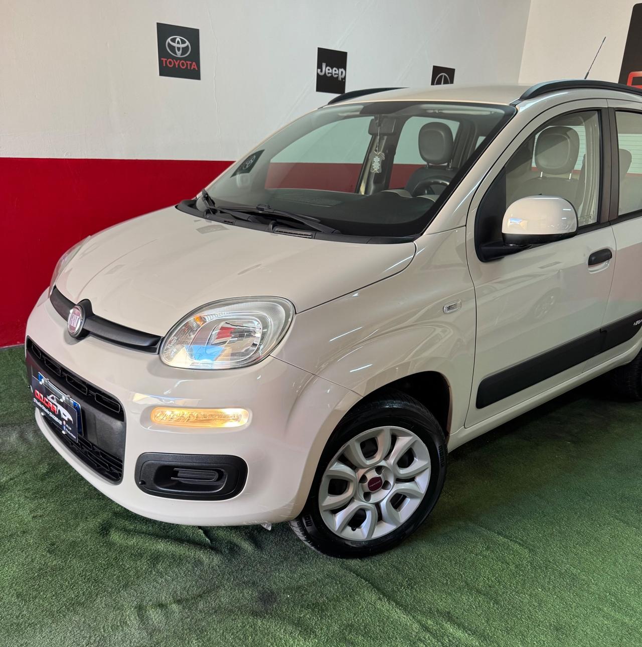 Fiat Panda Lounge 2014, 120000 chilometri