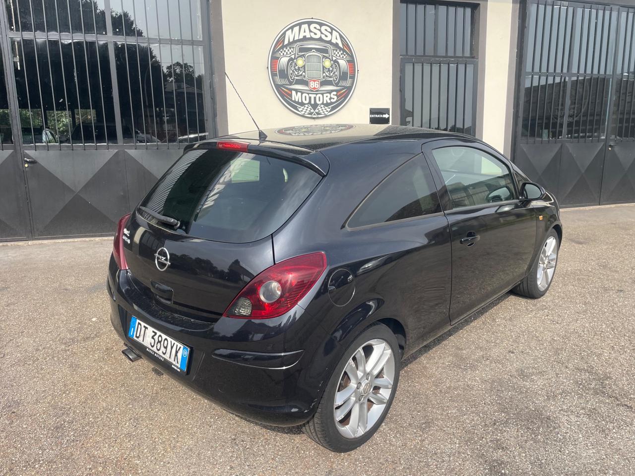 Opel Corsa NEOPATENTATI