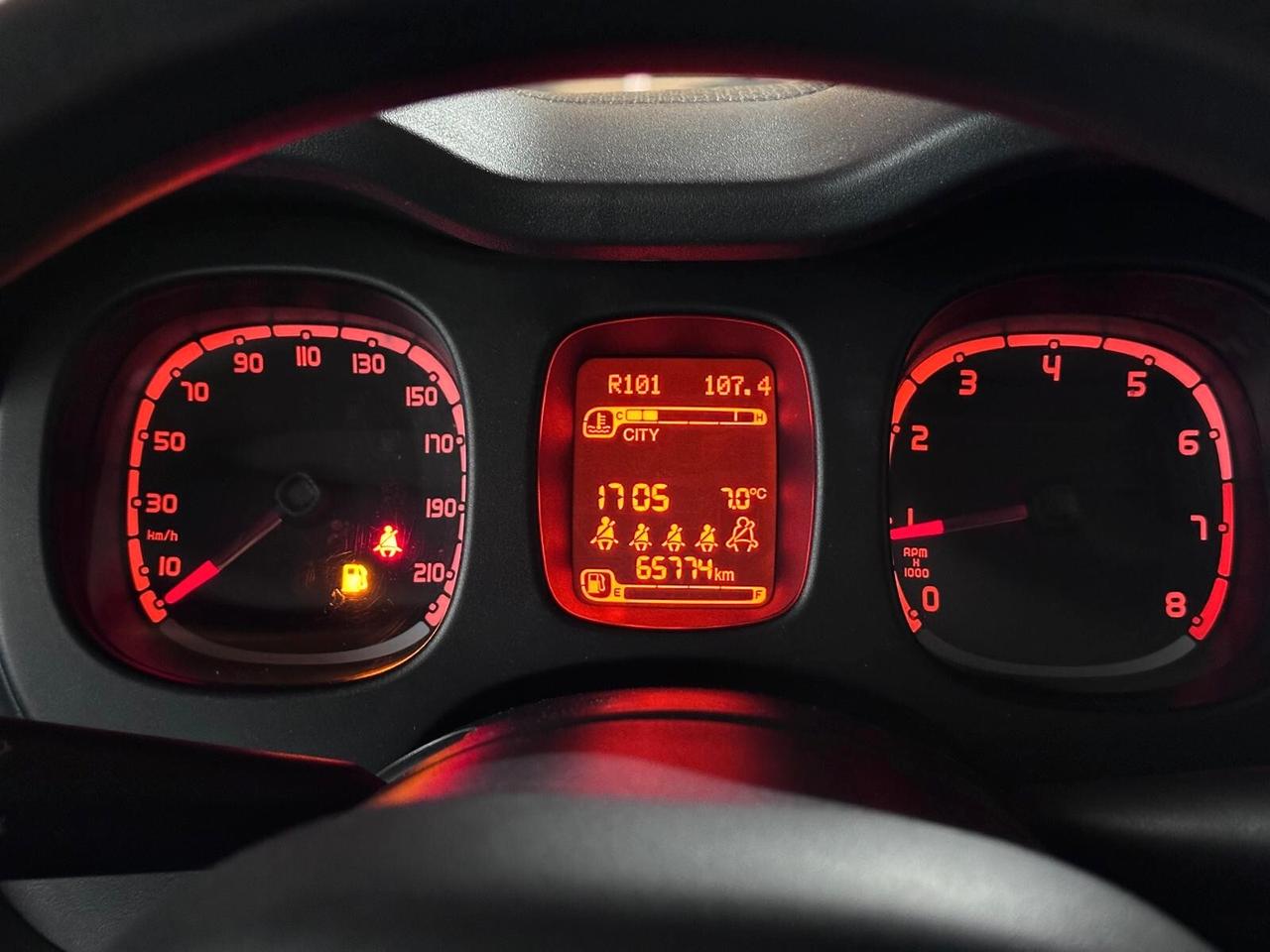 FIAT PANDA 1.2 CONNECTED BY WIND 69CV SEDILE GUIDA REGOLABILE IN ALTEZZA 5 POSTI