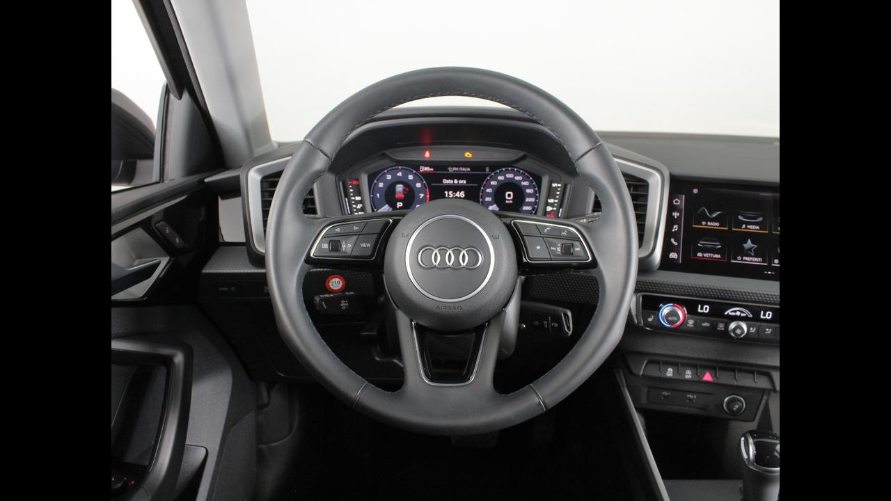 AUDI A1 II 2019 Sportback - A1 Sportback 25 1.0 tfsi s-tronic