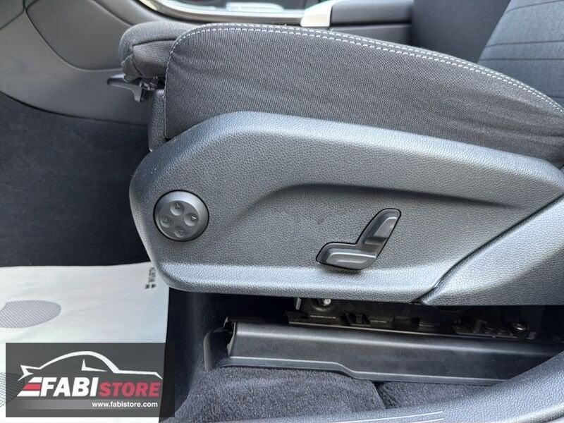 Mercedes-Benz GLC 220d 4Matic Sport - Tetto, LED, Navi, Camera ecc