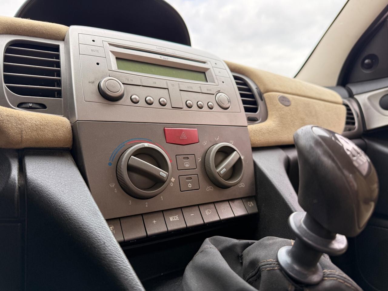 Lancia Ypsilon D’epoca 1.2benz soli 100milaKM