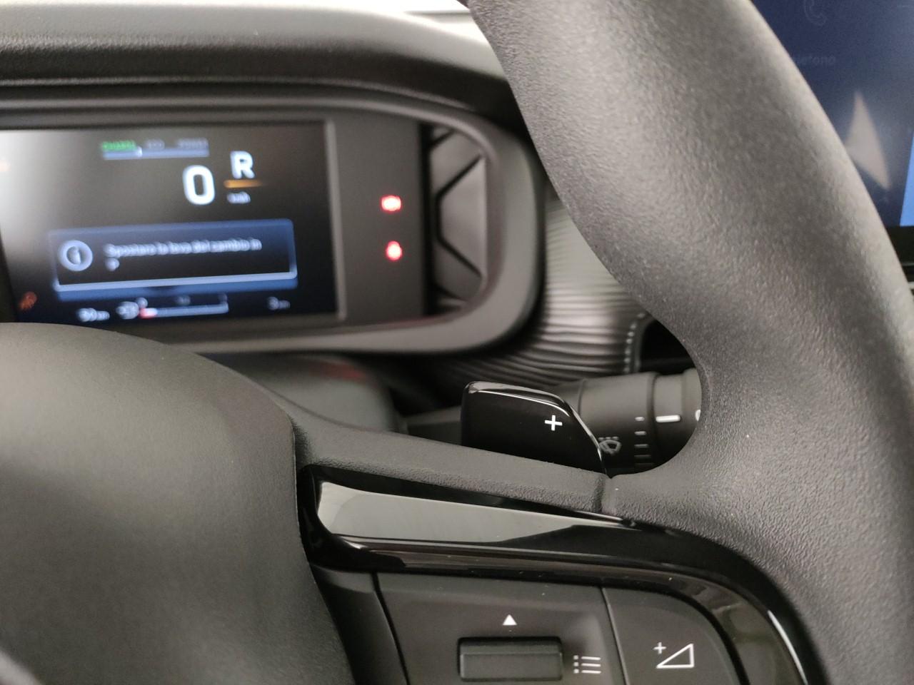 JEEP Avenger 1.2 turbo e-hybrid mhev Longitude fwd 110cv edct6