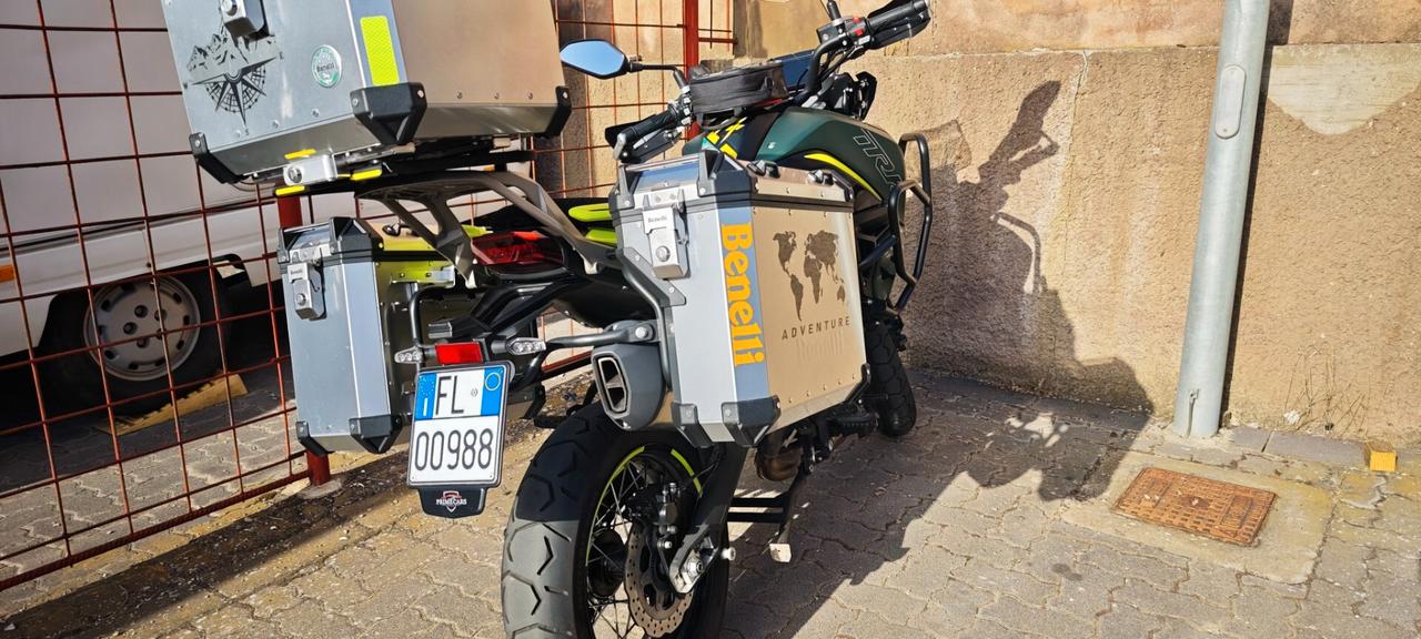 Benelli TRK 702 X