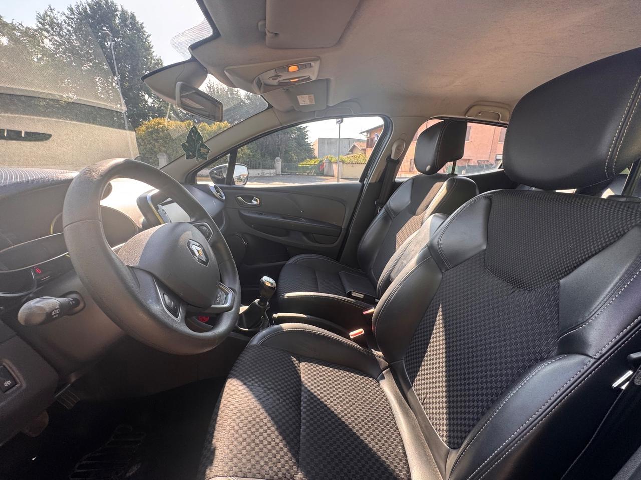 Renault Clio 1.5 diesel, Autocarro 5 p, N1