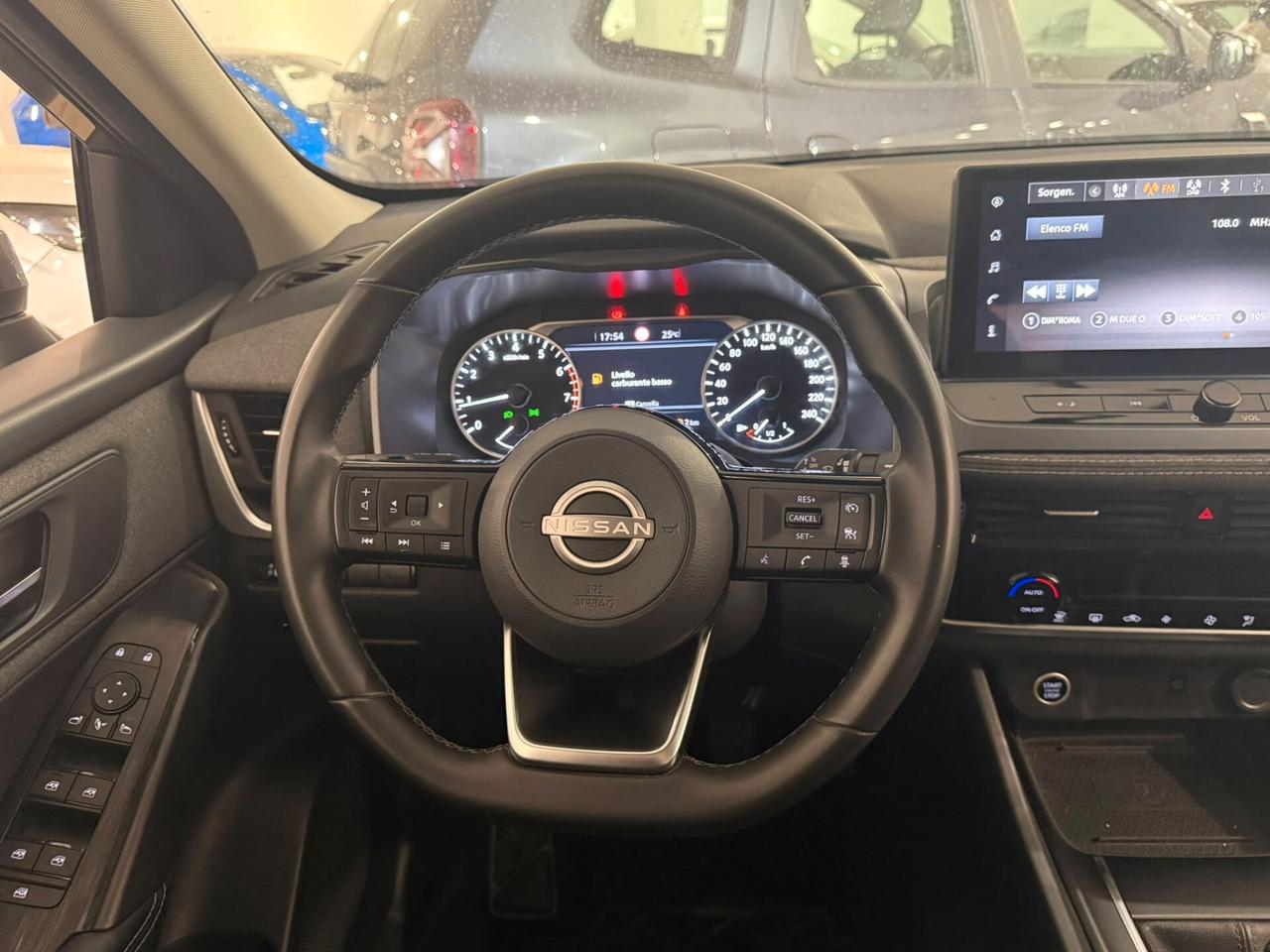 Nissan Qashqai MHEV 140 CV Tekna 20.000 KM ANNO 2025