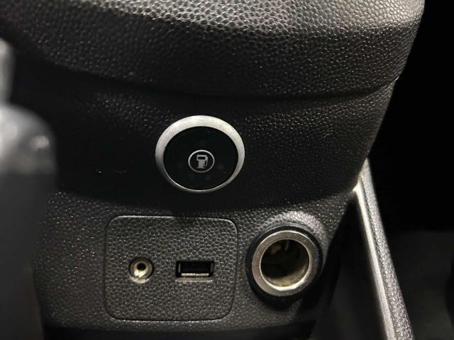 FORD Fiesta 1.4 3 porte Bz.- GPL Black & White Edition