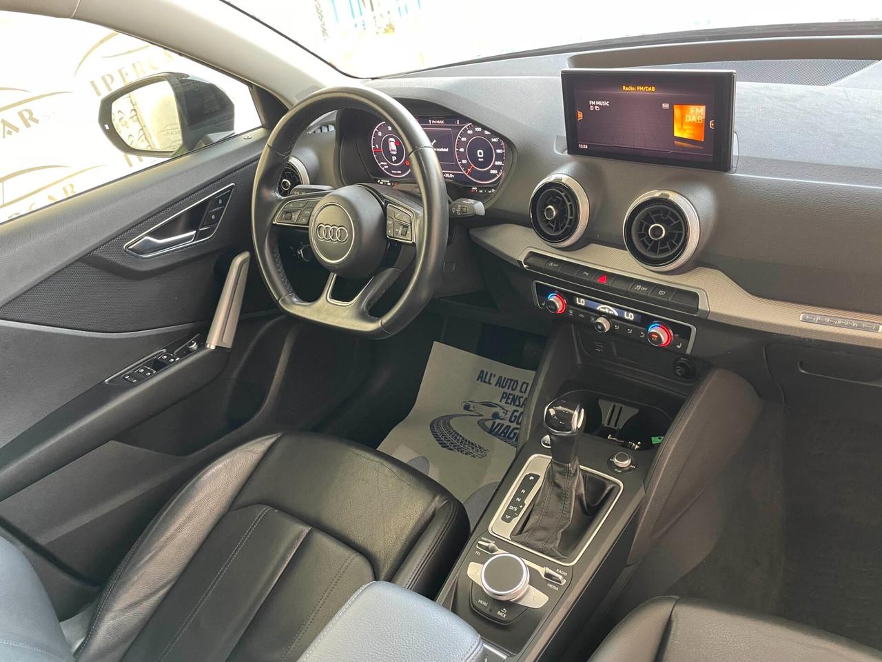 Audi Q2 35 TDI quattro S tronic Identity Black S line